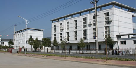 �������Y