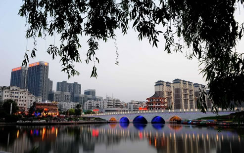 �������Y