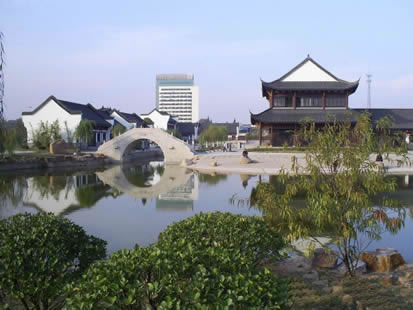 �������Y