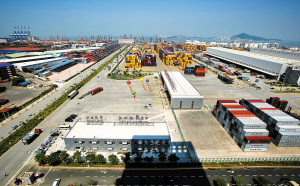 �������Y