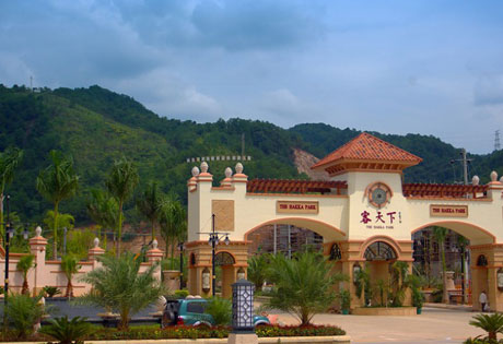 �������Y