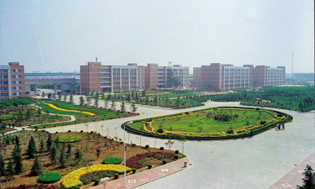 �������Y