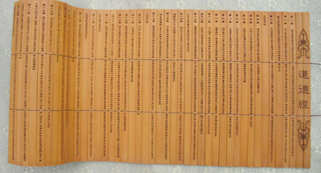 �������Y