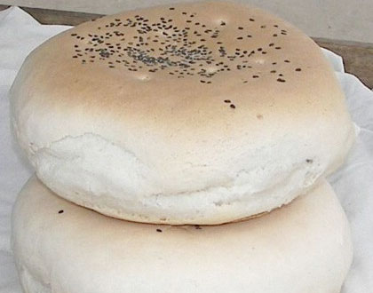 �������Y