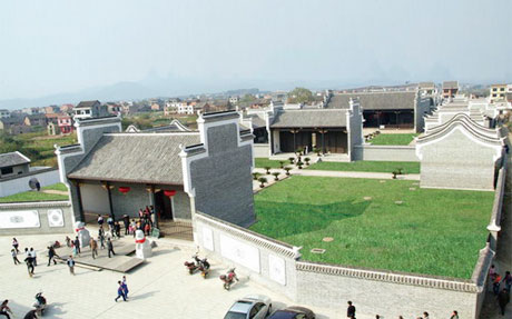 �������Y