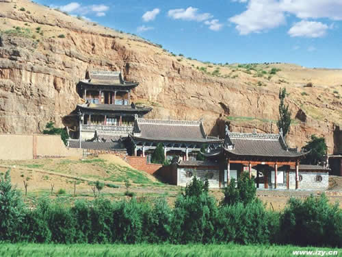 �������Y