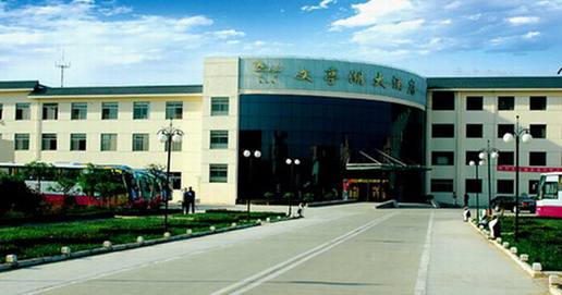 �������Y