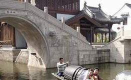 �������Y