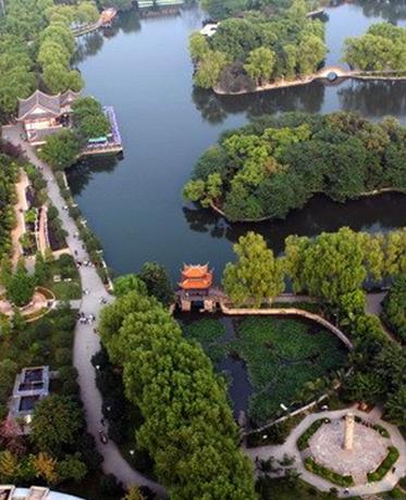 �������Y