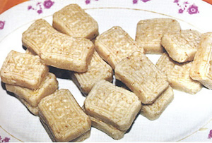 �������Y