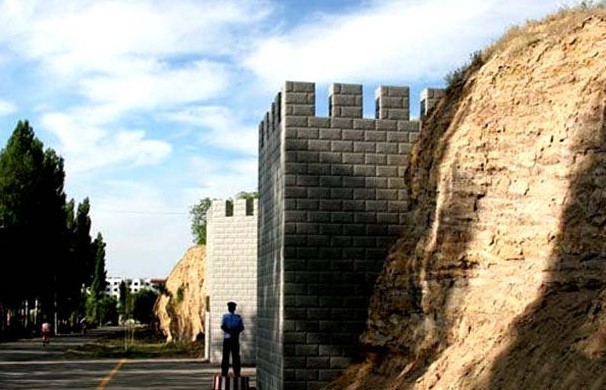 �������Y