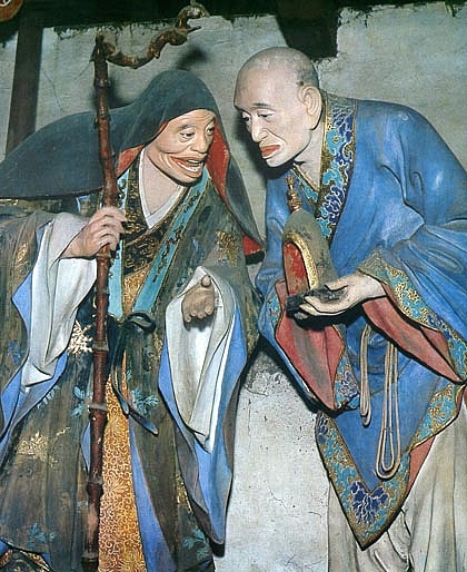 �������Y