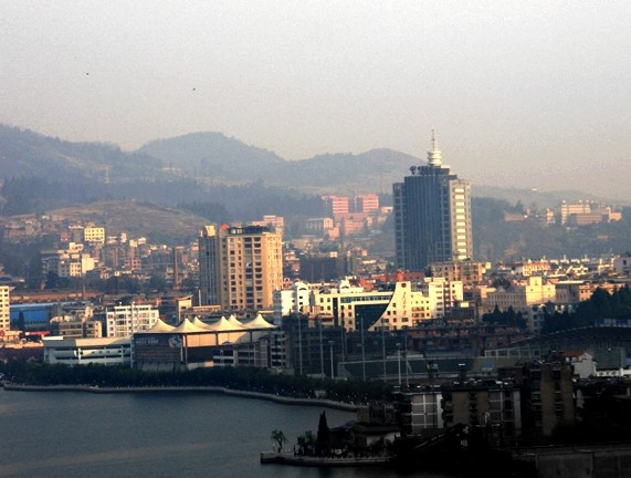 �������Y