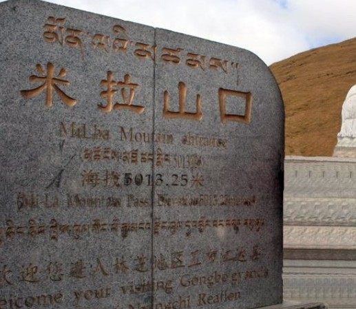 �������Y