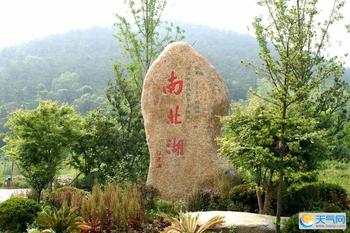 �������Y